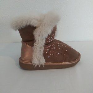 Justice girls (children's) size 1 chestnut faux fur boot